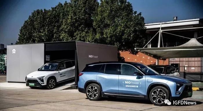 inNews|Armani再次强调品牌独立|Balenciaga打造元宇宙时尚|