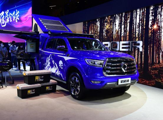 长城全尺寸新皮卡预计上市时间,三把差速锁长城炮越野皮卡