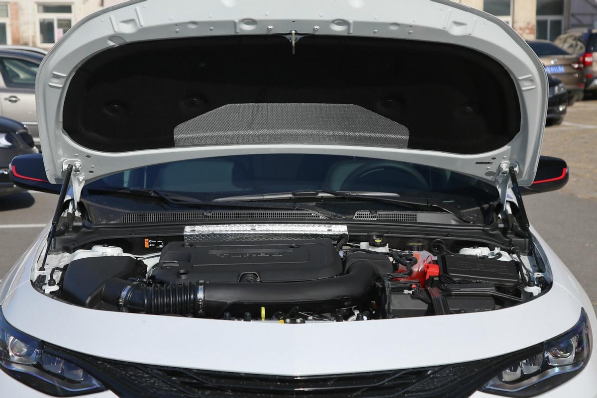 15万预算买啥车不会后悔?这几款车省心耐用动力强,国产合资都有