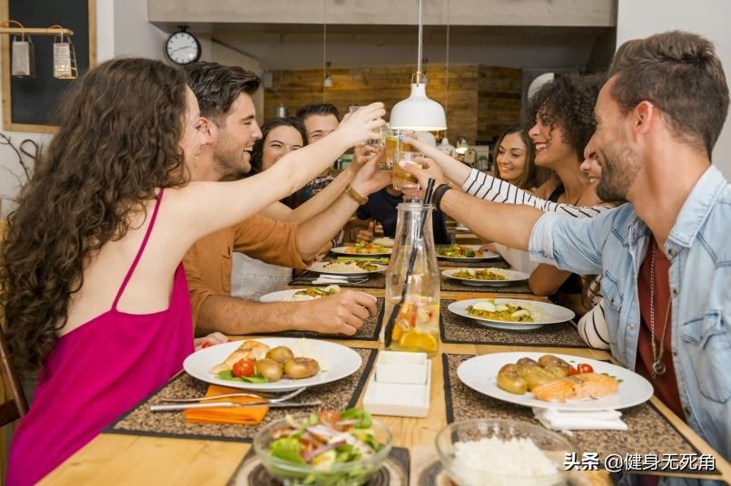 朋友聚餐怎么不油腻,聚餐不想太油腻吃什么