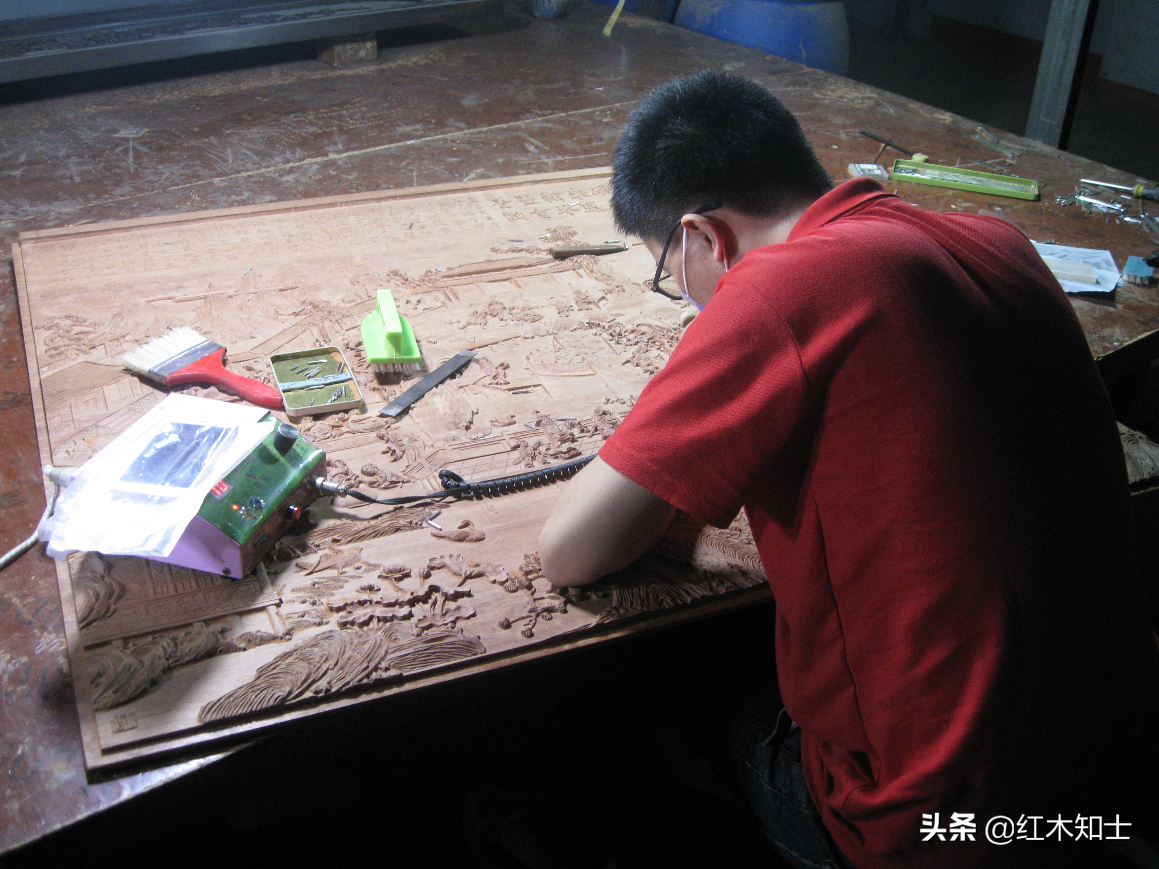 王义红木艺术,高级工艺美术师王义良