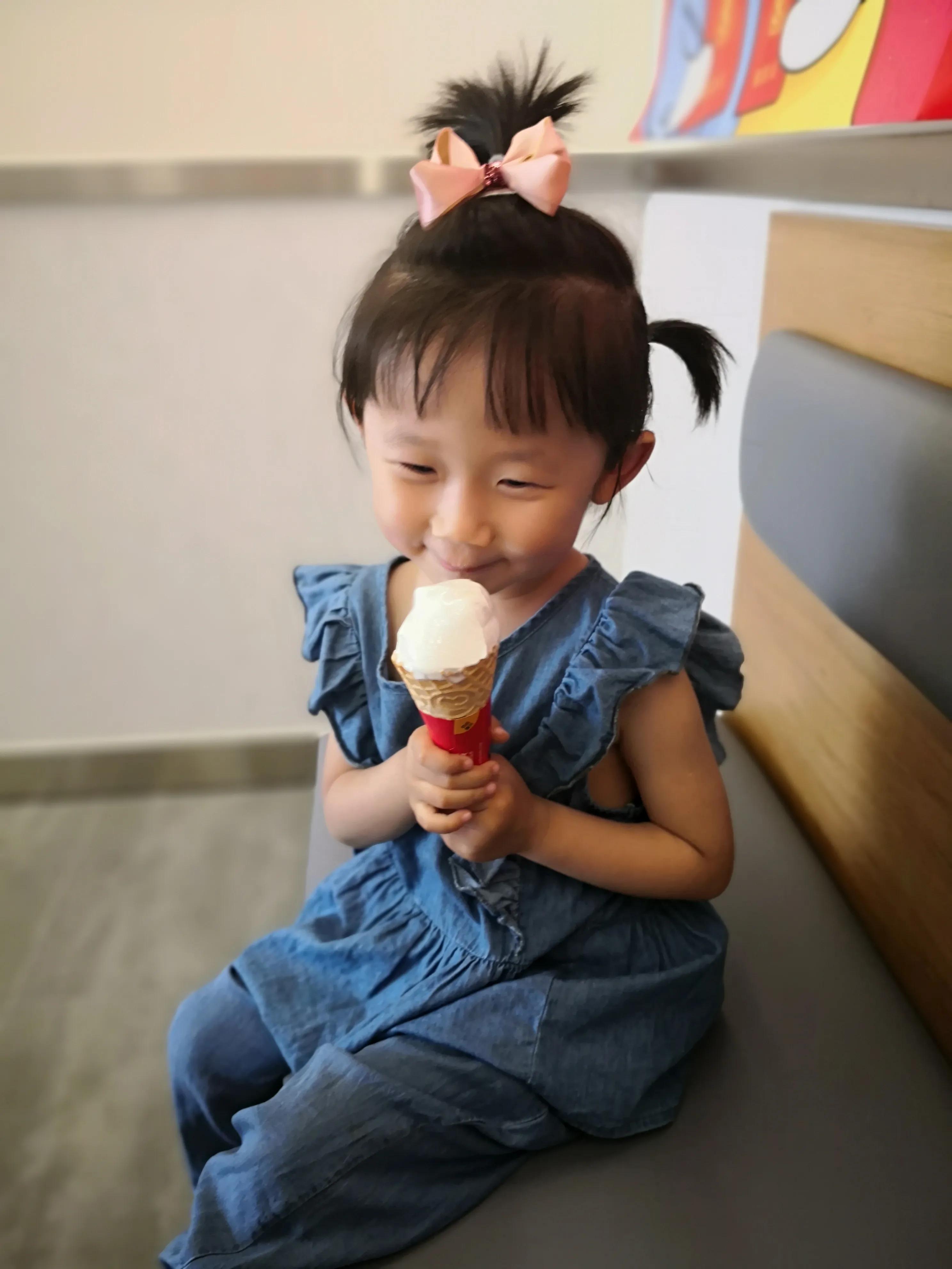 3岁2个月宝宝身高体重多少为标准,3岁3个月男孩身高体重多少正常