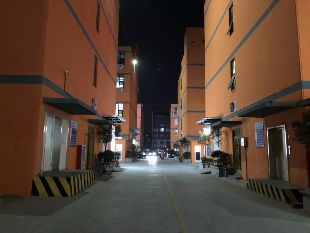 快手电商gmv达2655亿,数十商家gmv破亿抖音跨境强势开局