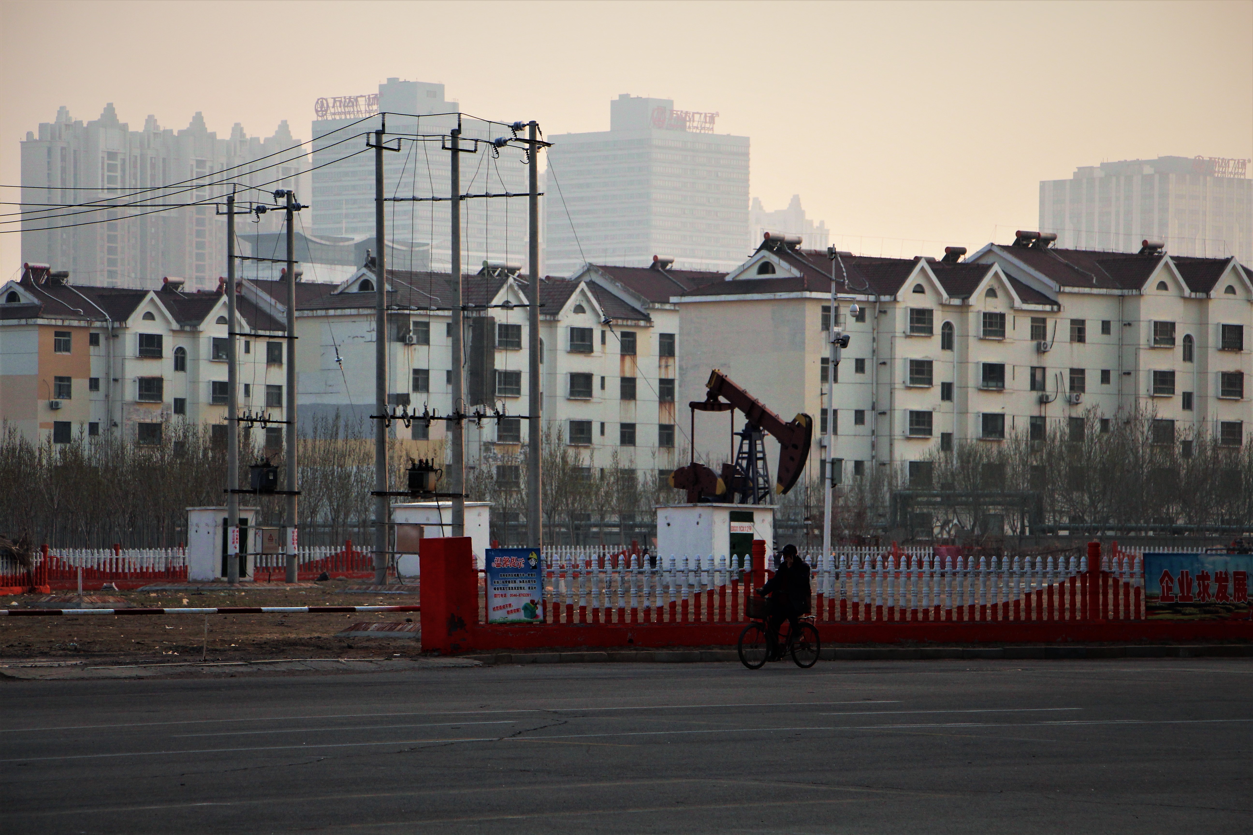 山东东营：这些石大校园的标志性建筑，你是否还能认出当年的模样