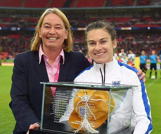 女足踢赢德国,女足这次胜利会不会提高自身待遇