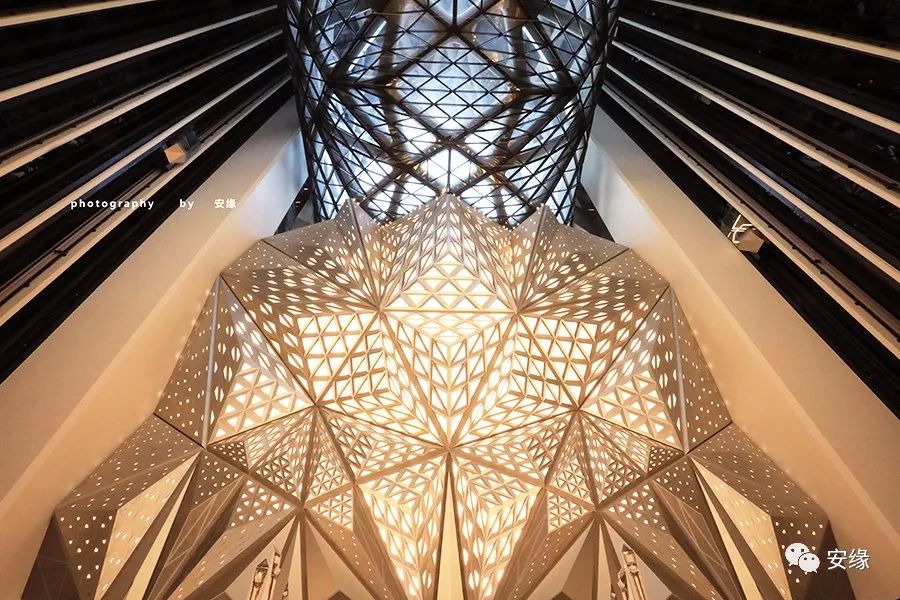 小赌王的炼金术：斥资11亿打造梦之神，澳门最喷血的娱乐巨献