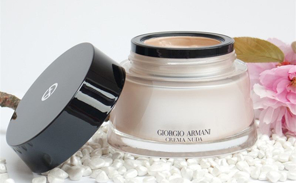 迪兰可素颜霜值不值得入手,朱莉欧素颜霜到底值不值得买