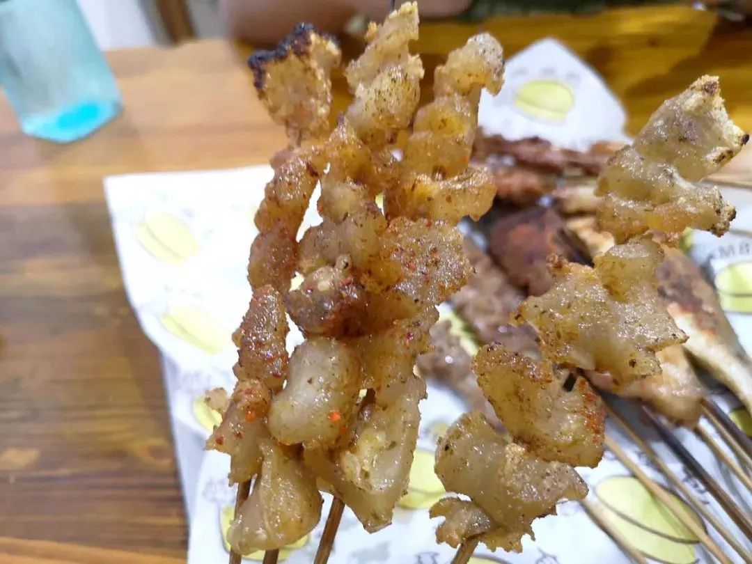 无锡小龙虾夜市,无锡小龙虾海鲜烧烤推荐