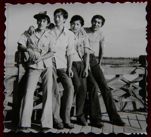 时尚潮流街拍2018年冬季,时尚就是一个轮回街拍