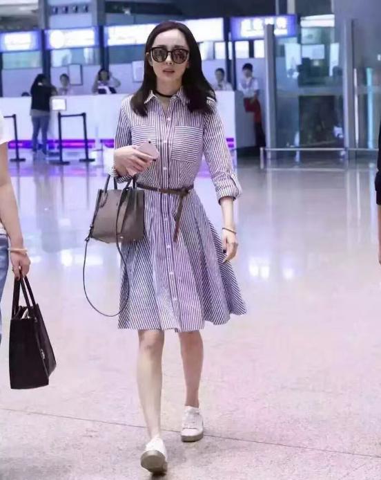 杨幂2020年推荐mk包,杨幂推荐的包包香奈儿的