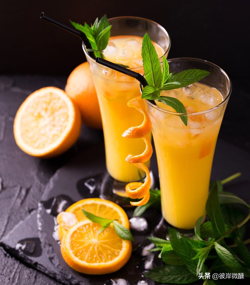 一个男人和另一个男人的故事：螺丝刀来一杯？