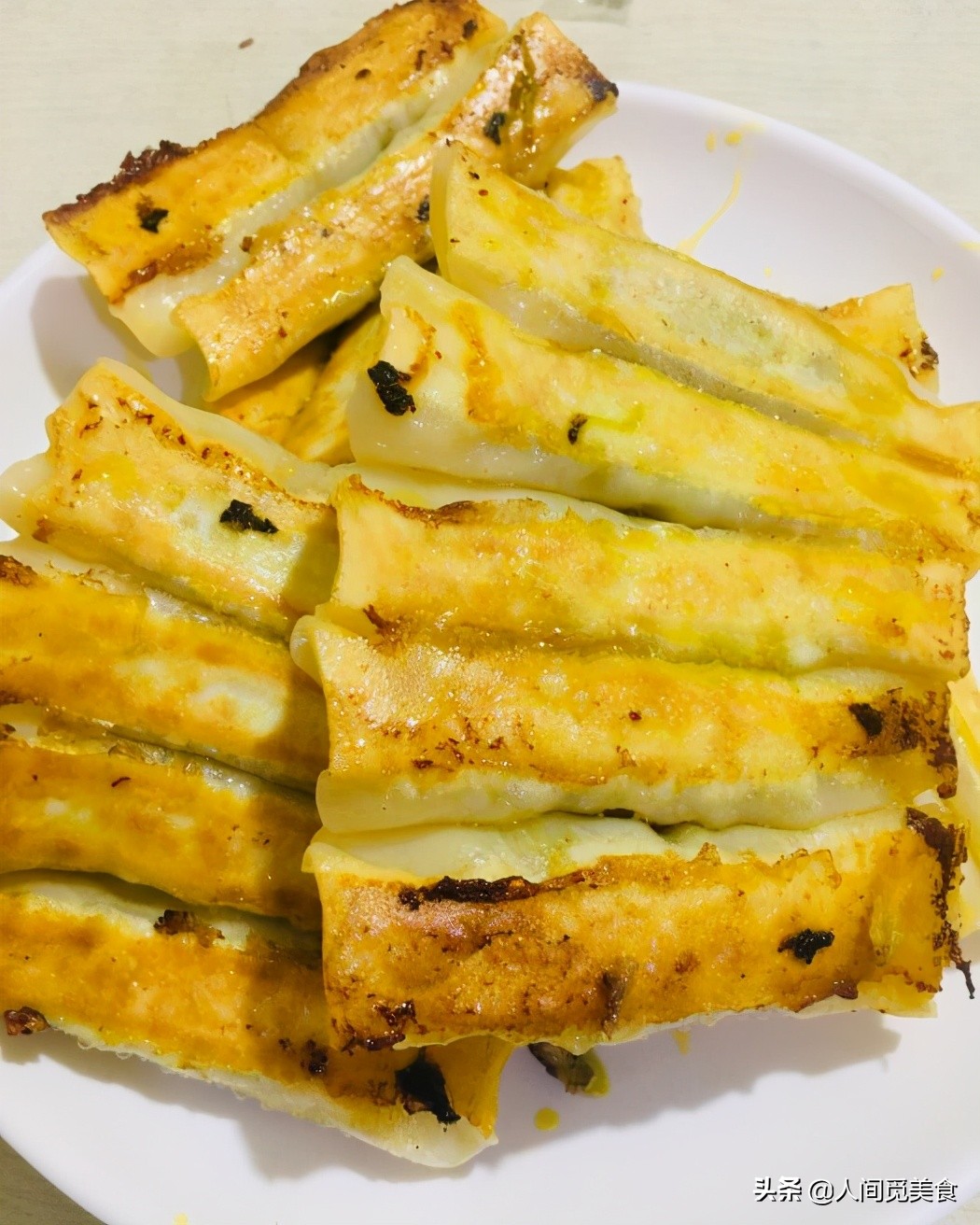 西安大叔卖锅贴30年加盟费多少,锅贴小吃摆摊