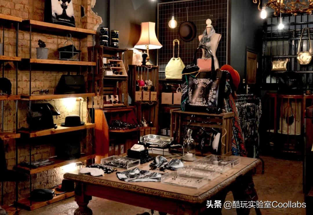 裸贷、偷钱、贪污…买奢侈品的年轻人真的都有钱吗？