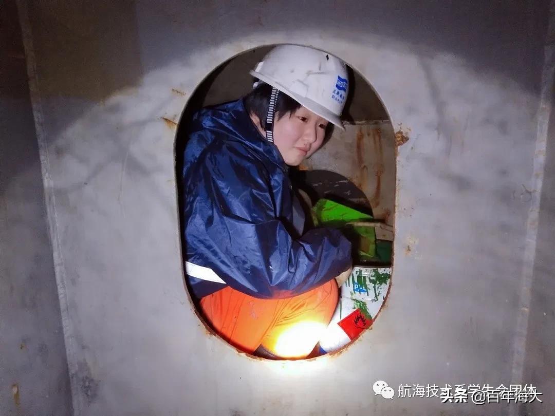 这个小妮不简单,乡下丫头不简单