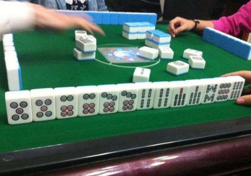 怎么提高打麻将的技术视频观看,初学者可以如何快速提高麻将技术