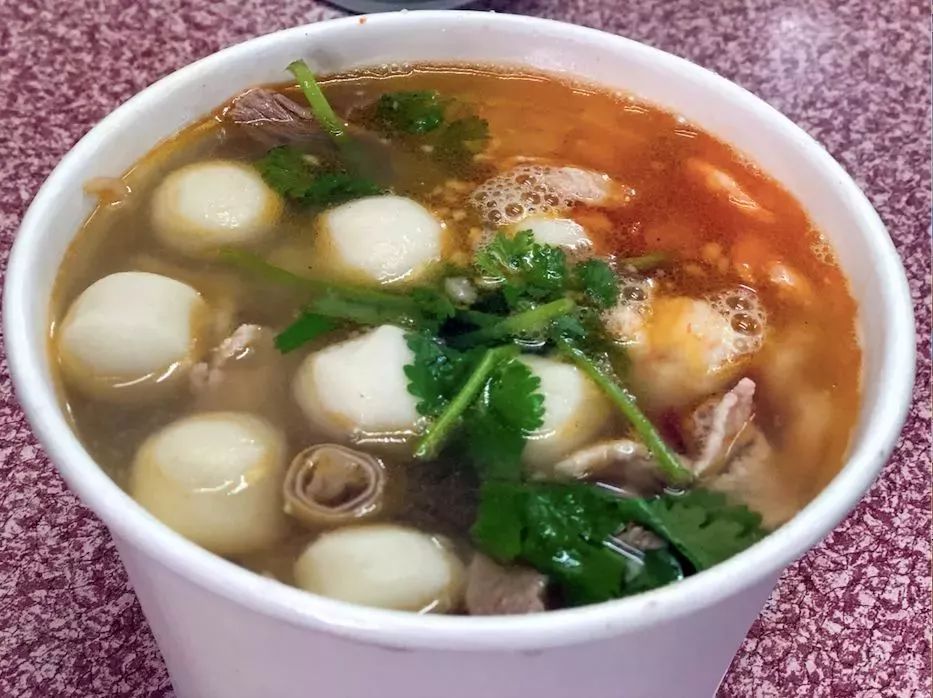 没事千万别去八市！厦门90后姑娘冒雨带着两百块来这里，结果...