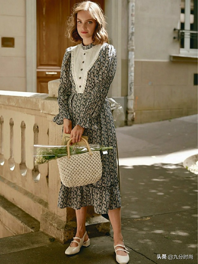 别穿碎花裙不高级,碎花裙要怎么穿才不土气