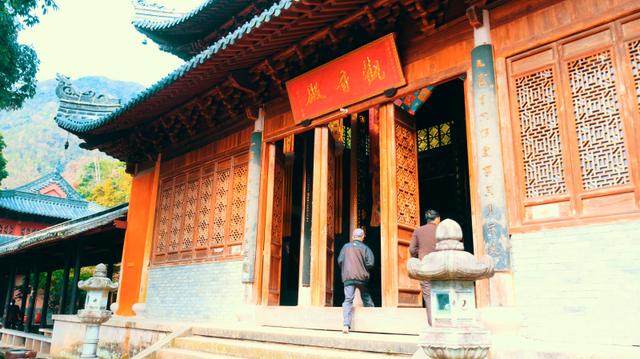 浙江这座5*级A**寺院景区，让我这俗人第一次有了想要“出家”的冲动
