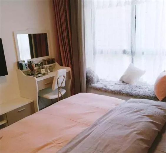 老婆把飘窗改成八个抽屉,飘窗千万不要随意改造