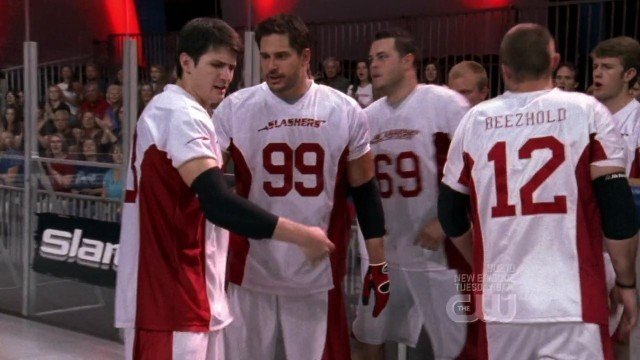 迈克尔乔丹第2冠表演时刻,迈克尔乔丹惊世一投庆祝