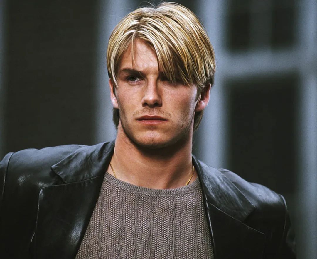 年轻时候的大卫贝克汉姆,45岁的贝克汉姆年轻照