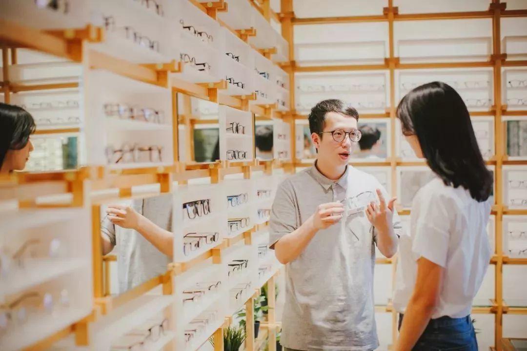 一定要收藏的店铺,高空五星级眼镜店