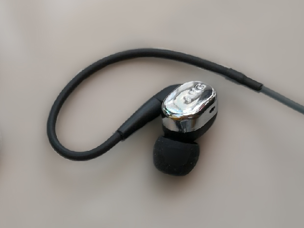 耳机扬声器线断了怎么接,耳机音频线插头断了怎么接