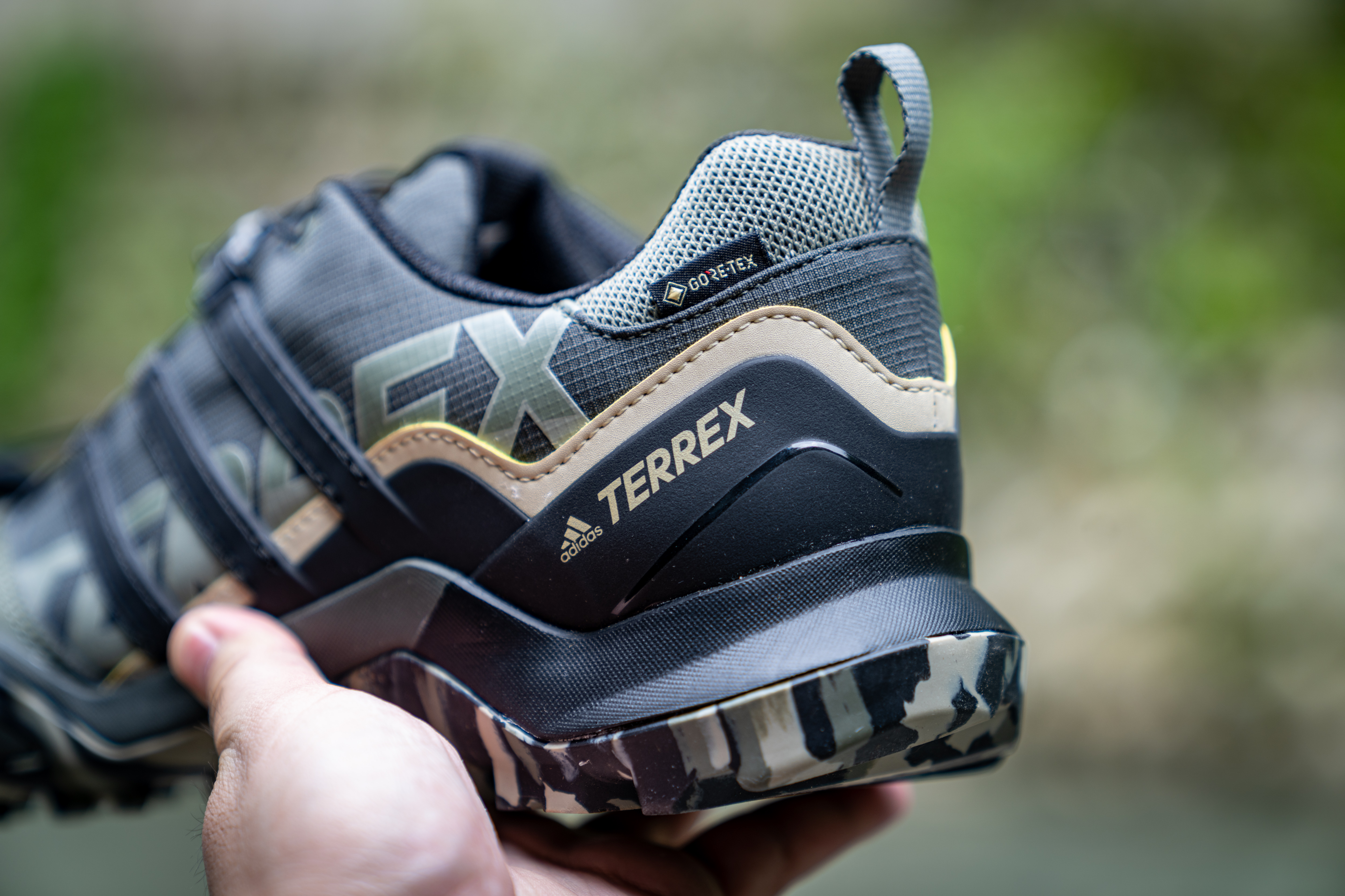 adidasterrex户外鞋卡其色,adidasterrex户外跑鞋评测