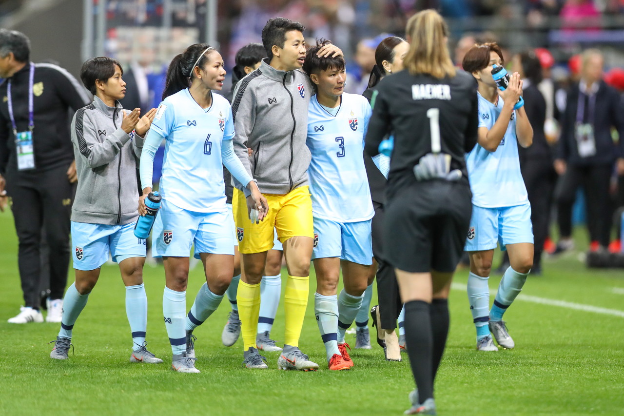 前哨站：中国女足6日才能进行踩场训练，7日就将迎来与泰国队首战