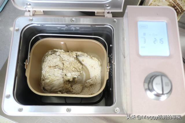 柏翠面包机硬欧包制作方法,面包机欧包配方和制作方法