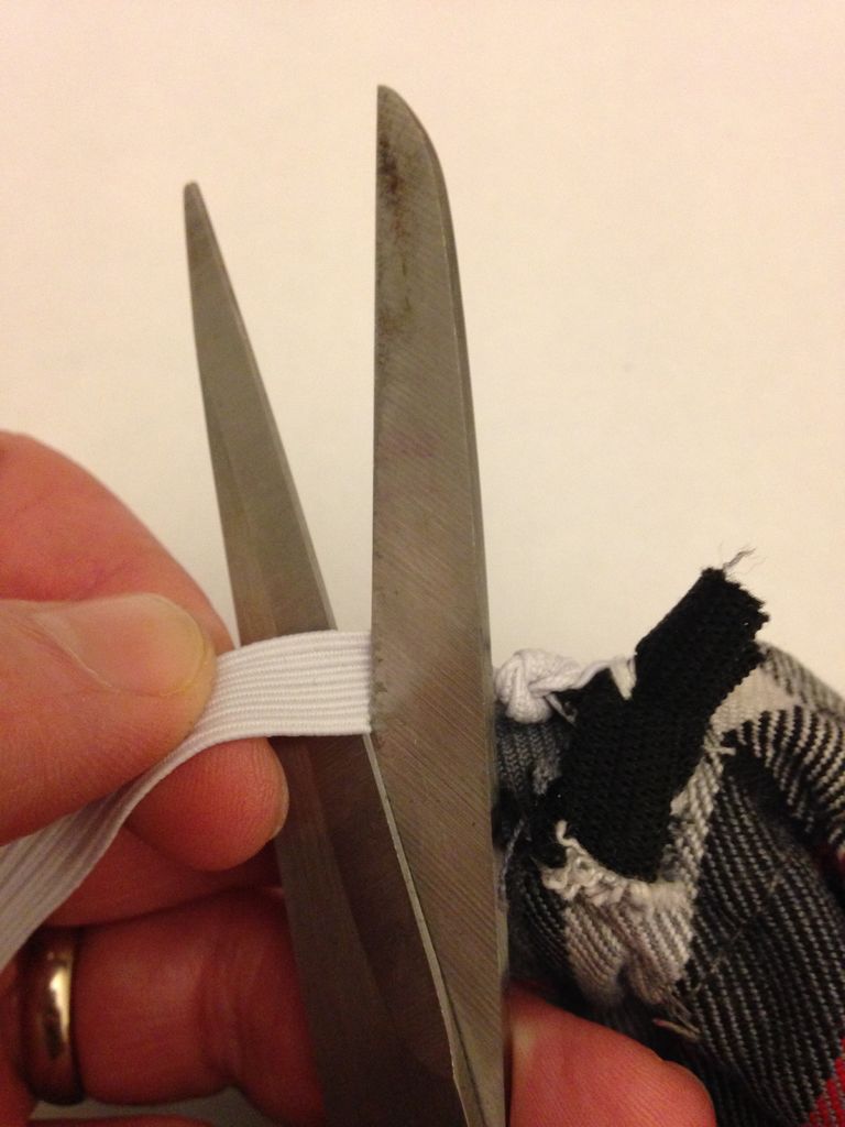 短裙子松紧带松了怎么改小妙招,裙子的松紧太紧了怎么变松