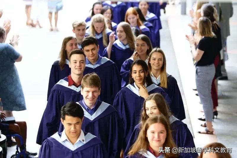 高中毕业想去英国or美国读大学，选择哪所国际学校更有优势？