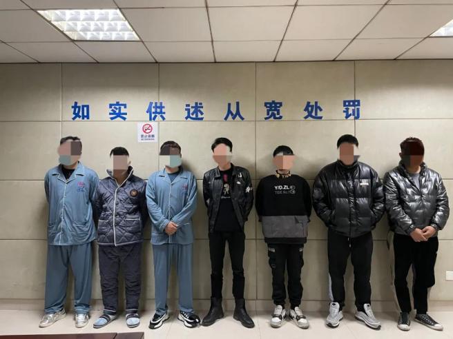 【关注】皮鞭、木棍、水牢……揭秘缅北的“发财梦”！