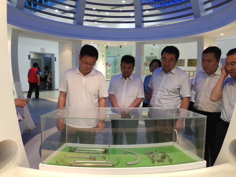 「图文」庆城县政府与江苏省昆山嘉华电子有限公司签订项目合作框架协议