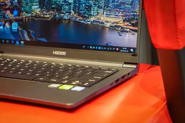 神舟和小米,神舟和华硕笔记本哪个好点