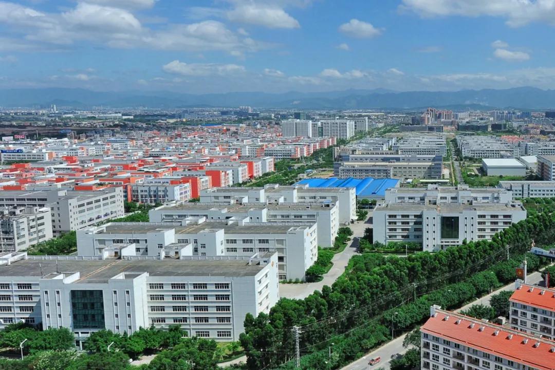 缈斿畨鐢靛瓙浜т笟,缈斿畨鐢靛瓙淇℃伅浜т笟