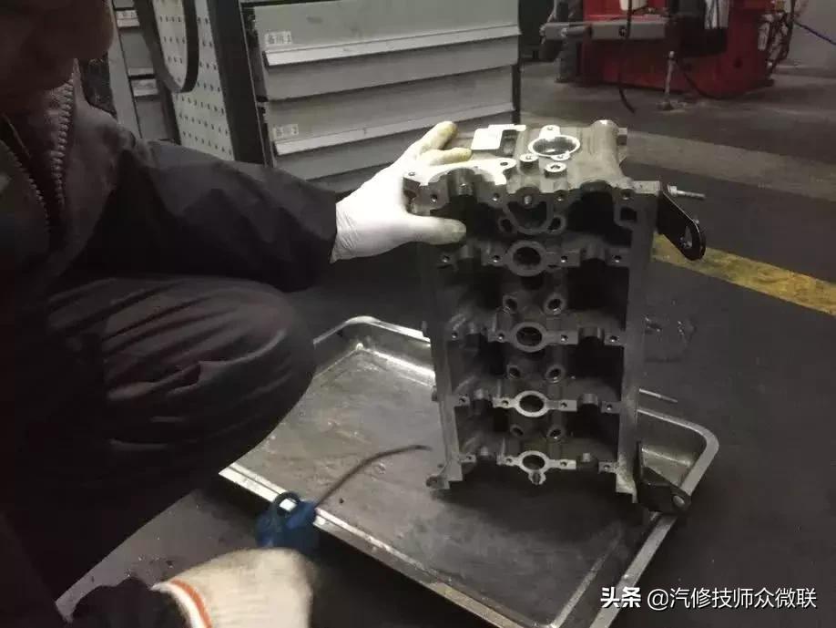 拉缸指的是什么,奥迪1.5t发动机拉缸