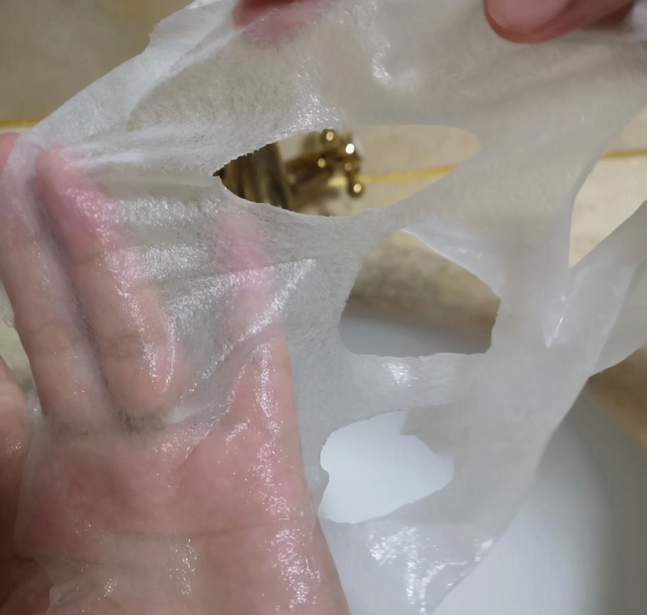 面膜敷多长时间才是正确的,面膜多久敷一次对皮肤好