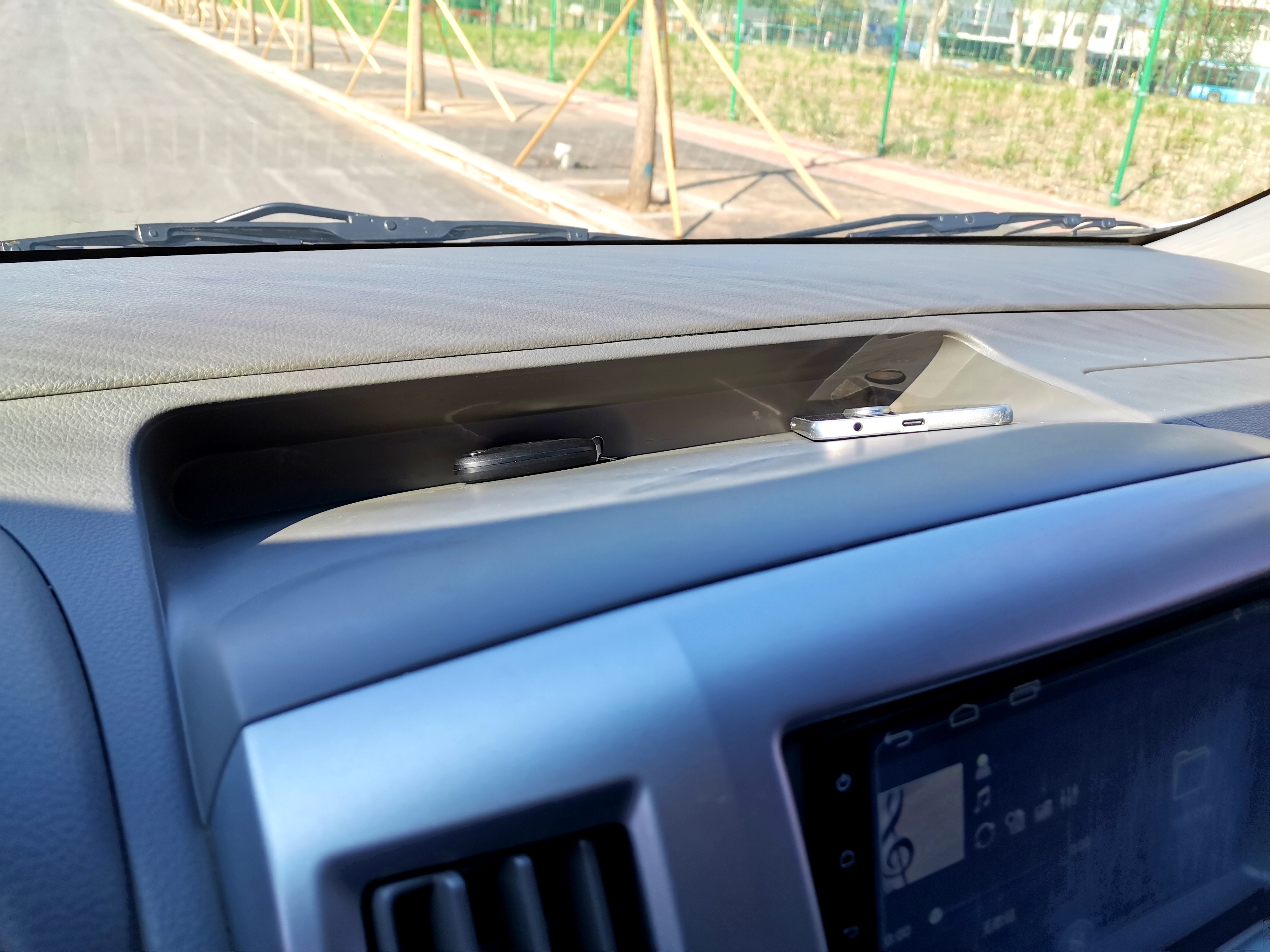 2017郑州日产nv200多少钱手动,深圳郑州日产nv200最新款