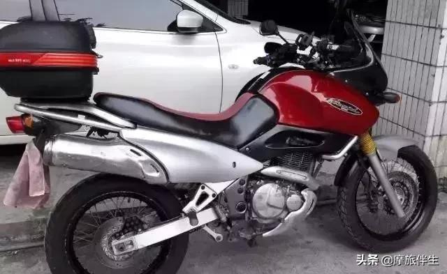 摩托车125cc上牌需交什么费用,排量125cc摩托车耗油量