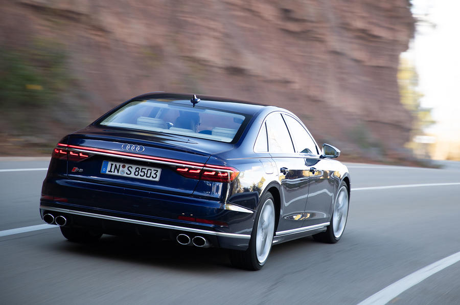 奥迪s8和奥迪rs7哪个档次定位更高,3.8秒破百的车有哪些燃油车