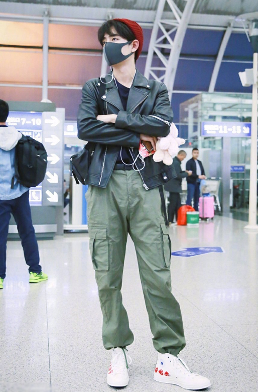 匡威川久保玲帆布鞋直播,匡威川久保玲红心帆布鞋