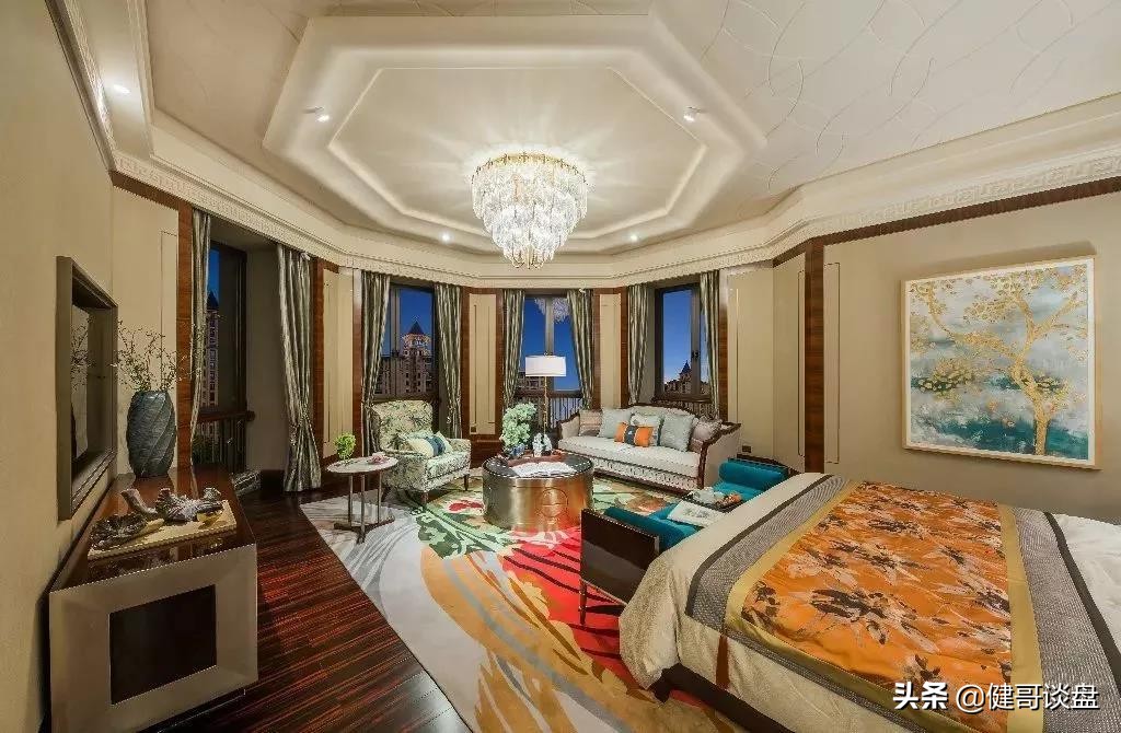 豪宅中的宾利，郎朗与大S等社会名流的选择——上海浦东星河湾