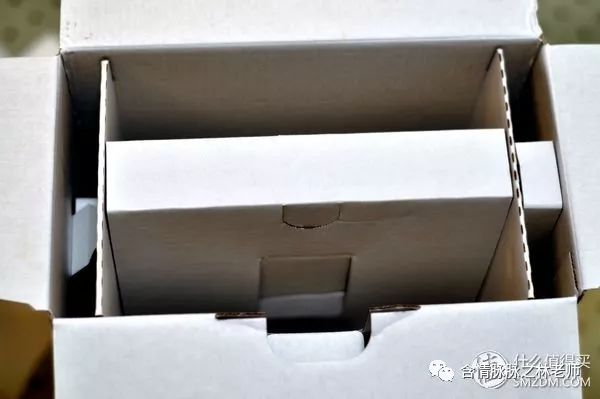 yeelight便携式美妆镜,yeelight手持式便携化妆镜