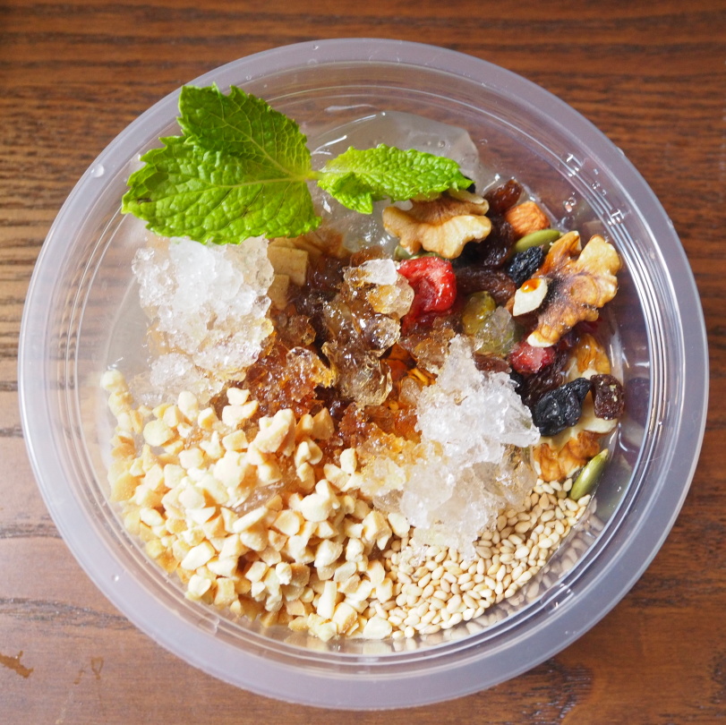 手搓冰粉一碗份量,怎么搓的冰粉颜色白