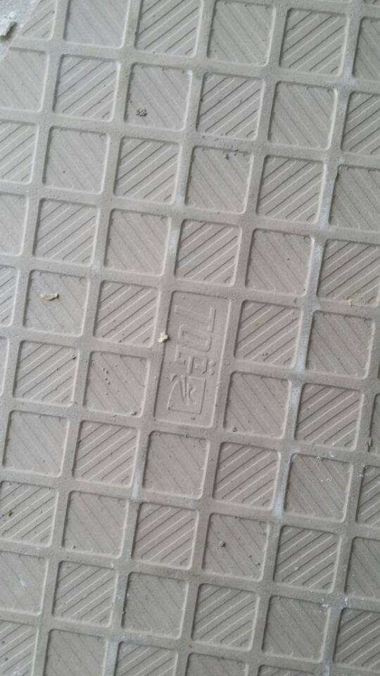 带花纹的瓷砖好,带logo的瓷砖会不会靠谱点