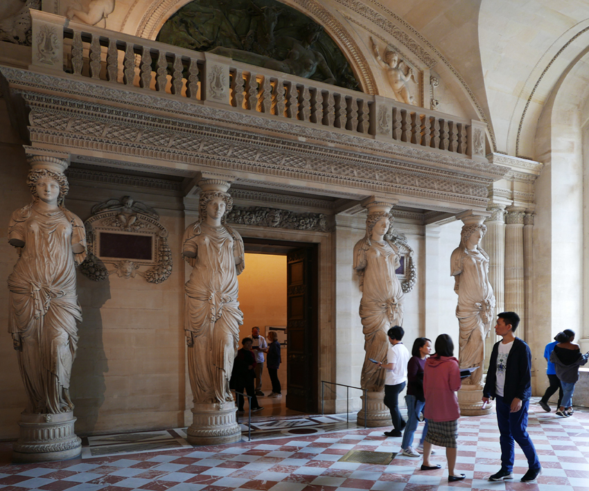 游读西方艺术（１）卢浮宫的《萨莫色雷斯胜利女神》也叫“Nike”