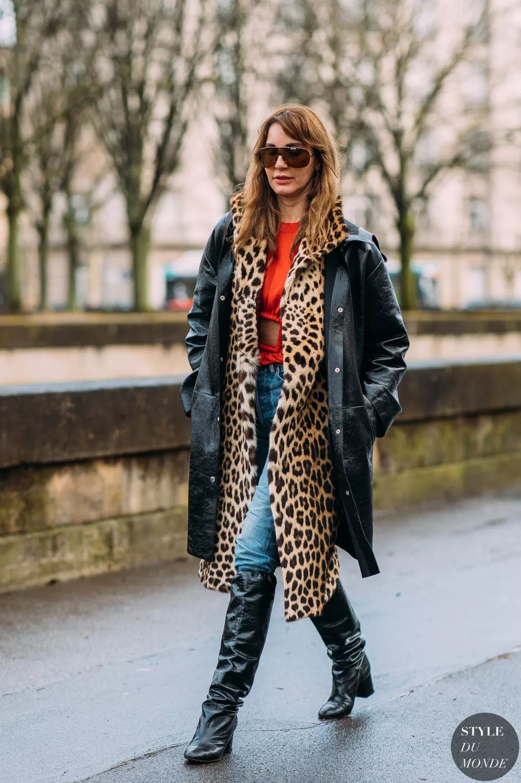 穿上长筒靴，拥有逆天长腿的同时还可以跟秋裤saybyebye