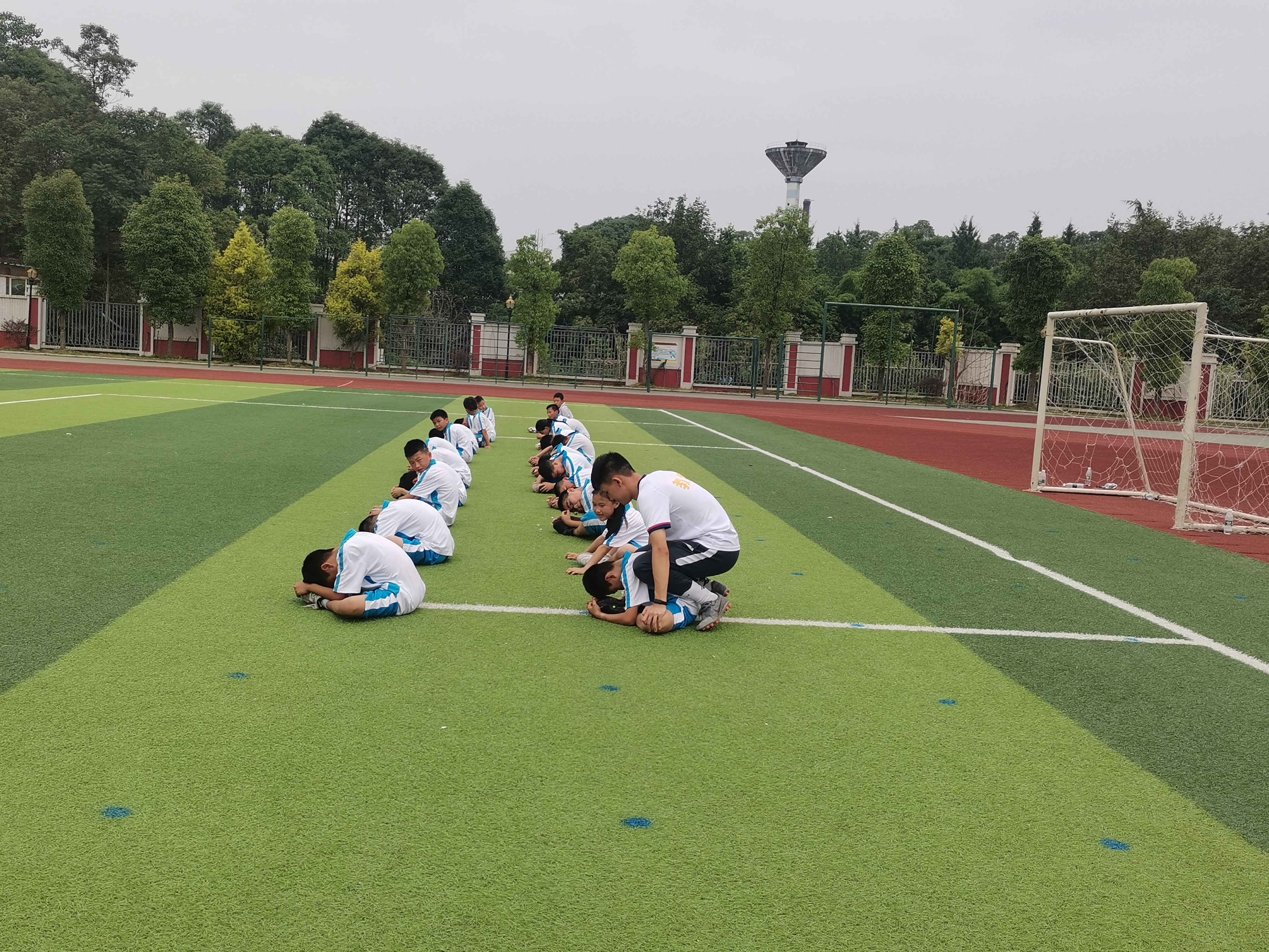 公益足球课走进乡村学校,足球线上公益课