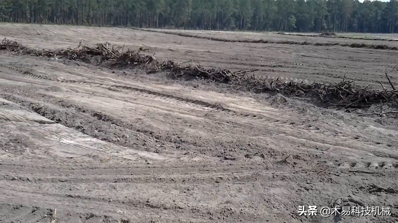 发明树桩拉拔机视频,德国最牛逼的树桩拉拔机